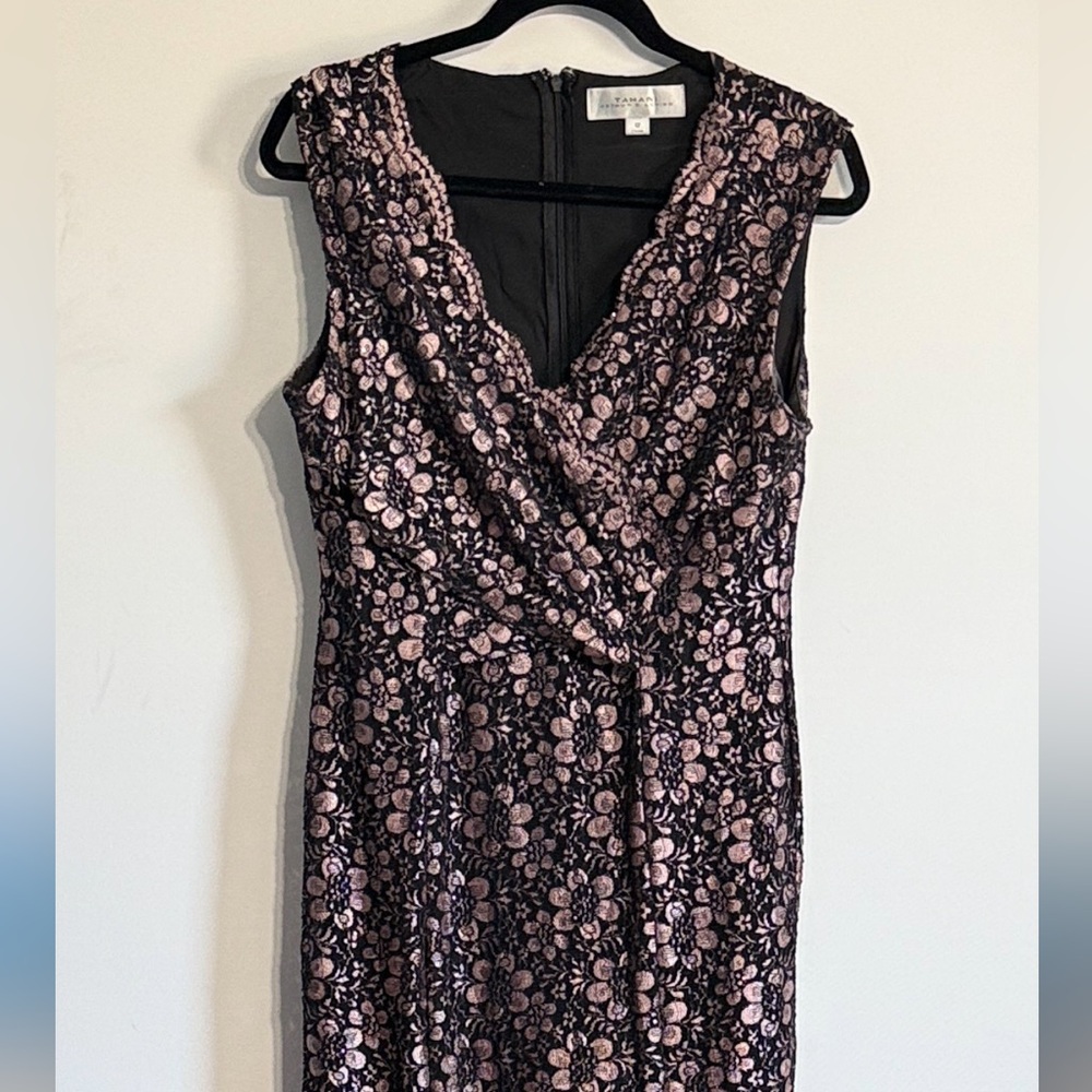 Tahari Arthur S. Levine Black Floral Lace Gown Champagne Lining Size 12 - Picture 4 of 12